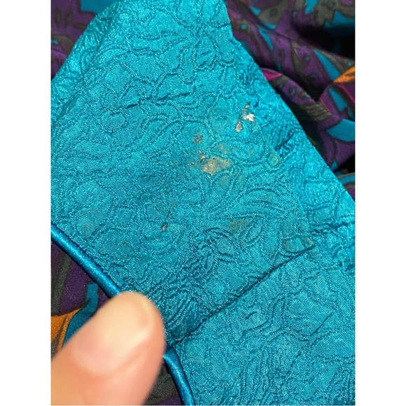 Vintage 90’s/Y2K Victoria Secret Gold Label Green Paisley Floral Kimono, Medium - Picture 9 of 9